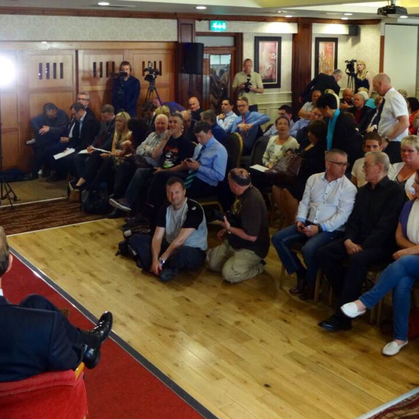 2/4 Questions from relatives to Sir Hugh Orde @relsforjustice @feilebelfast episode artwork