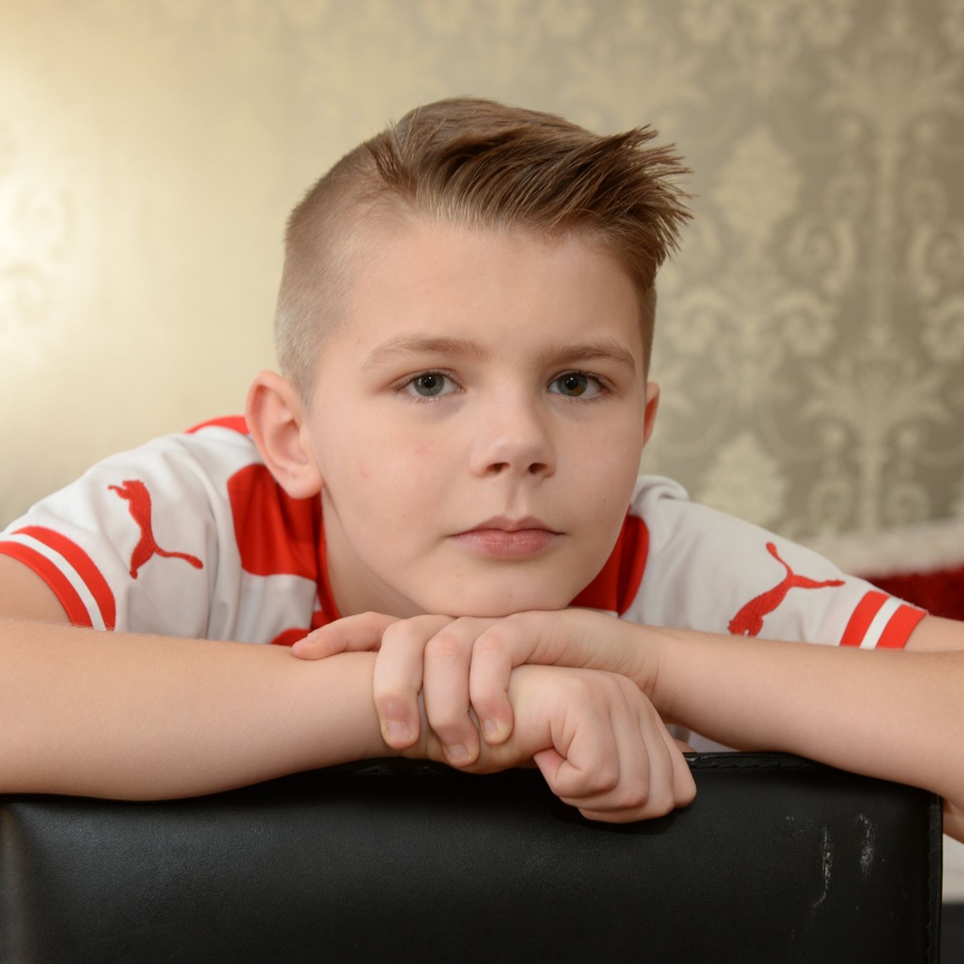 "My son's been excluded from school because he has hair like Olivier Giroud" "My son's been excluded from school because he has hair like Olivier Giroud"
