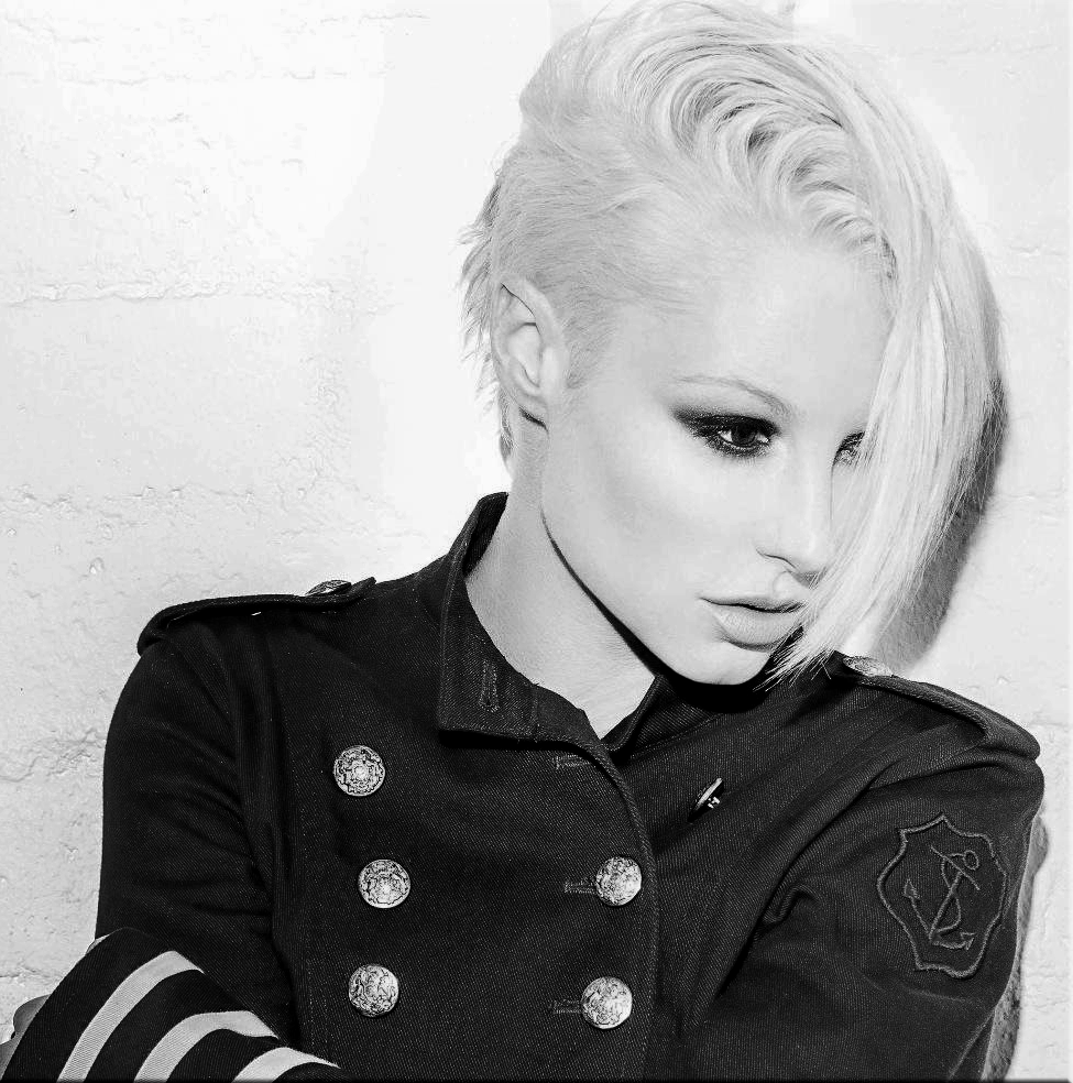 Emma hewitt waiting