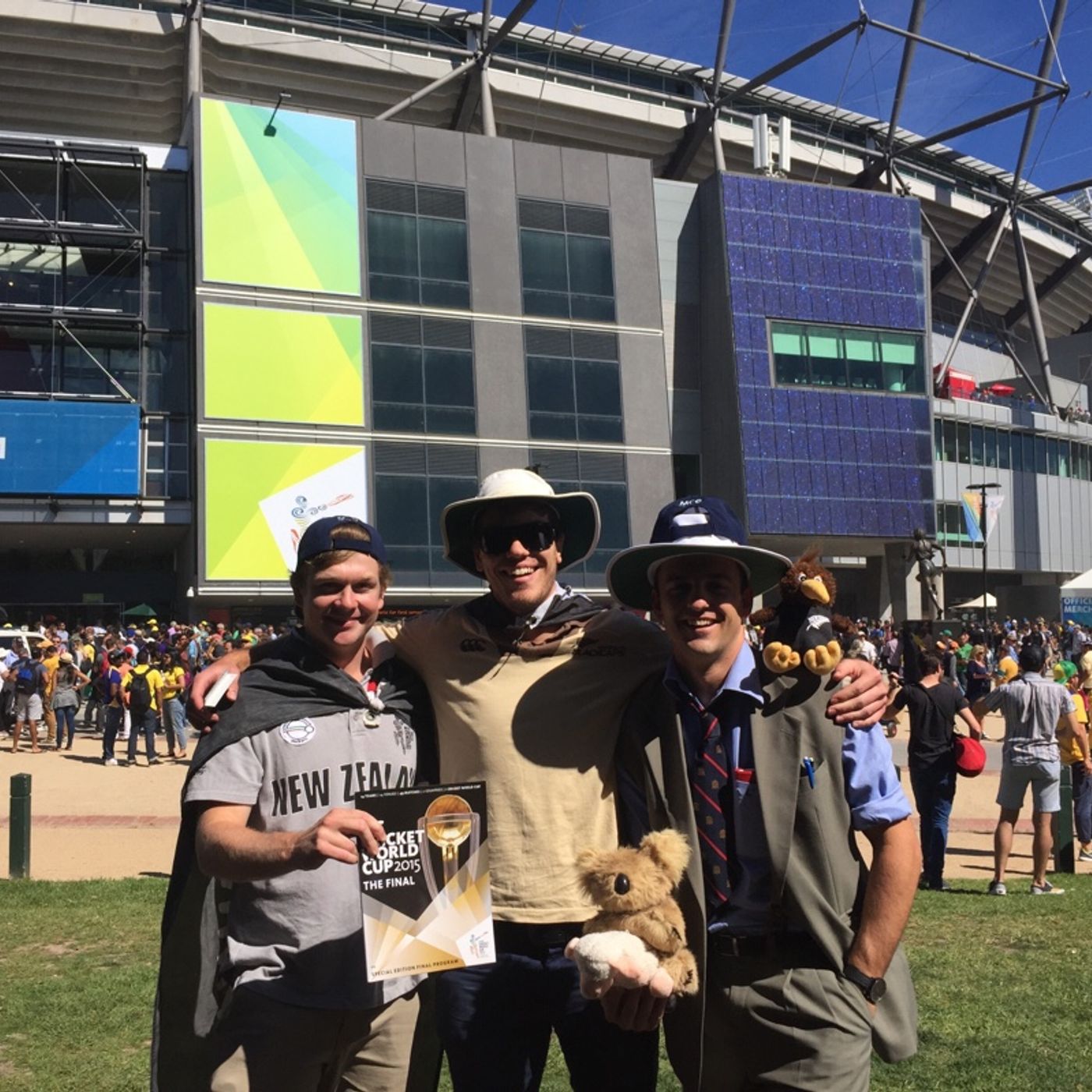 NZ fans are in good spirits as they enter the #MCG for the #CWCFinal #AUSvNZ episode artwork