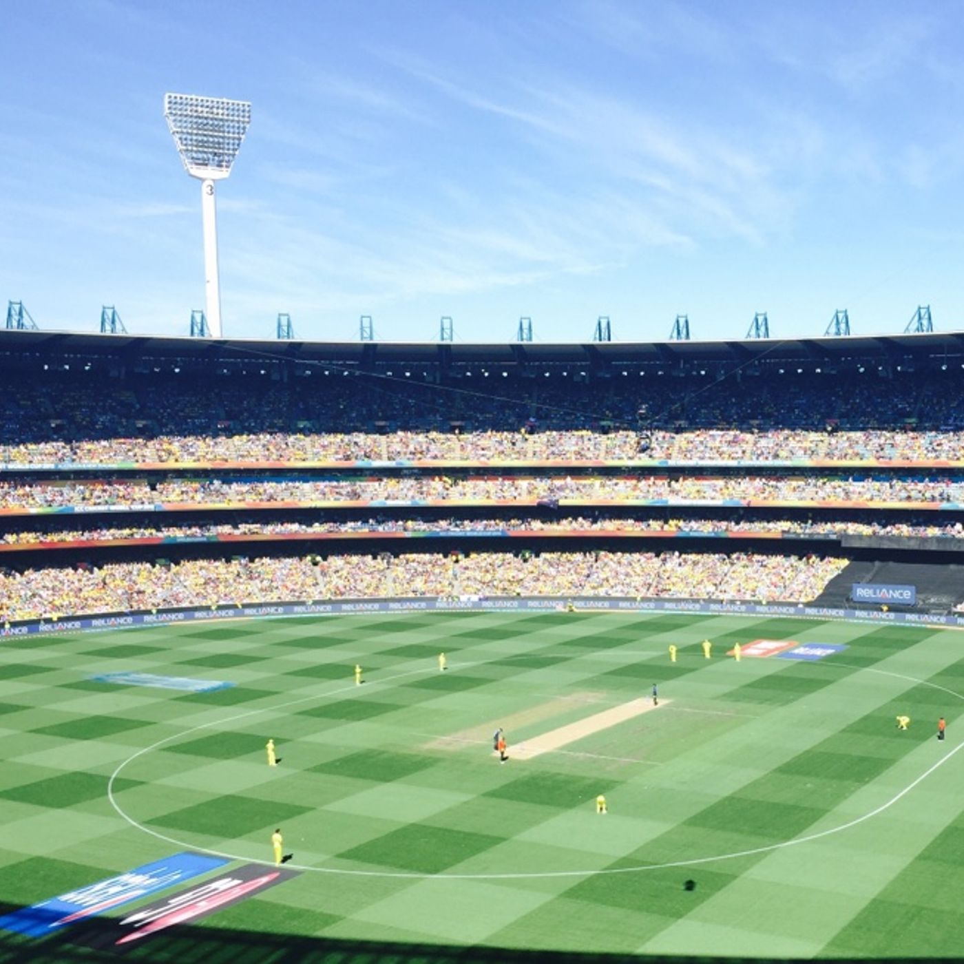 Mitchell Starc bowls the first ball of the #CWC15Final final between #AUSvNZ at the #MCG episode artwork