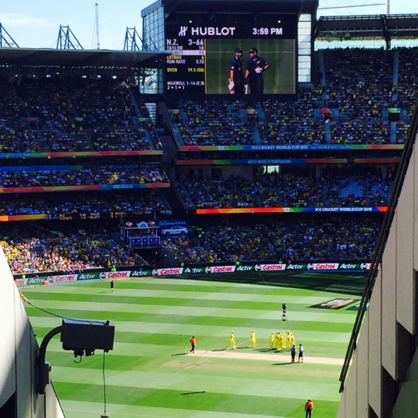 #Maxwell gets his second wicket at the #MCG #AUSvNZ #CWC15Final episode artwork