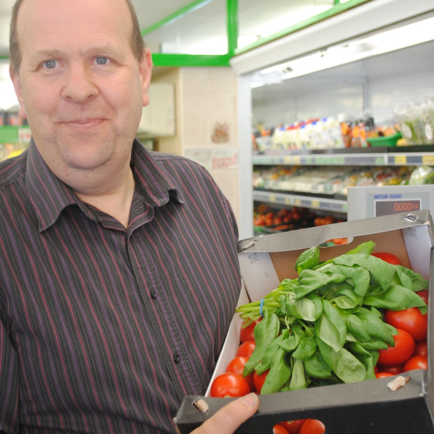 Buying tomatoes at Mr Troops episode artwork