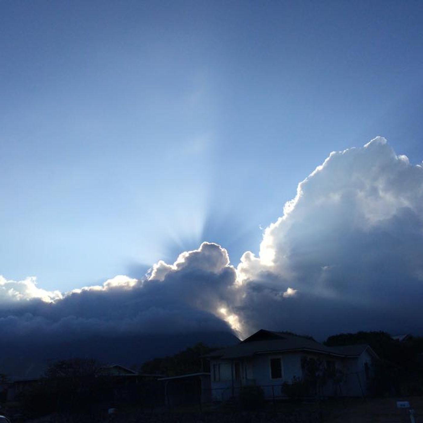 NEWS&WEATHERWatch for April 9, 2015 episode artwork
