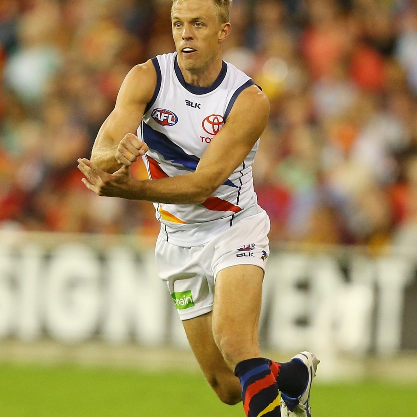 Nathan van Berlo on FIVEaa episode artwork