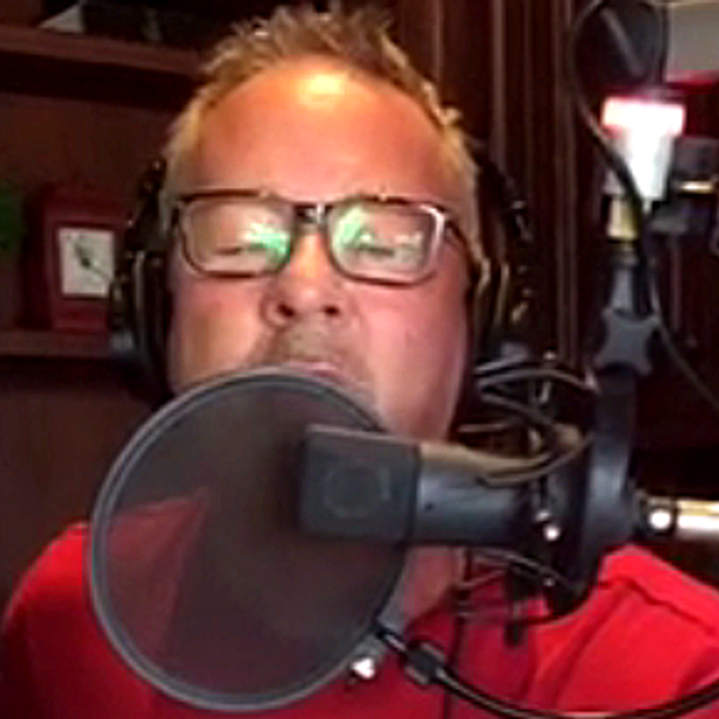 July 2, 2015: Mark Takes A Break From Vacation thumbnail