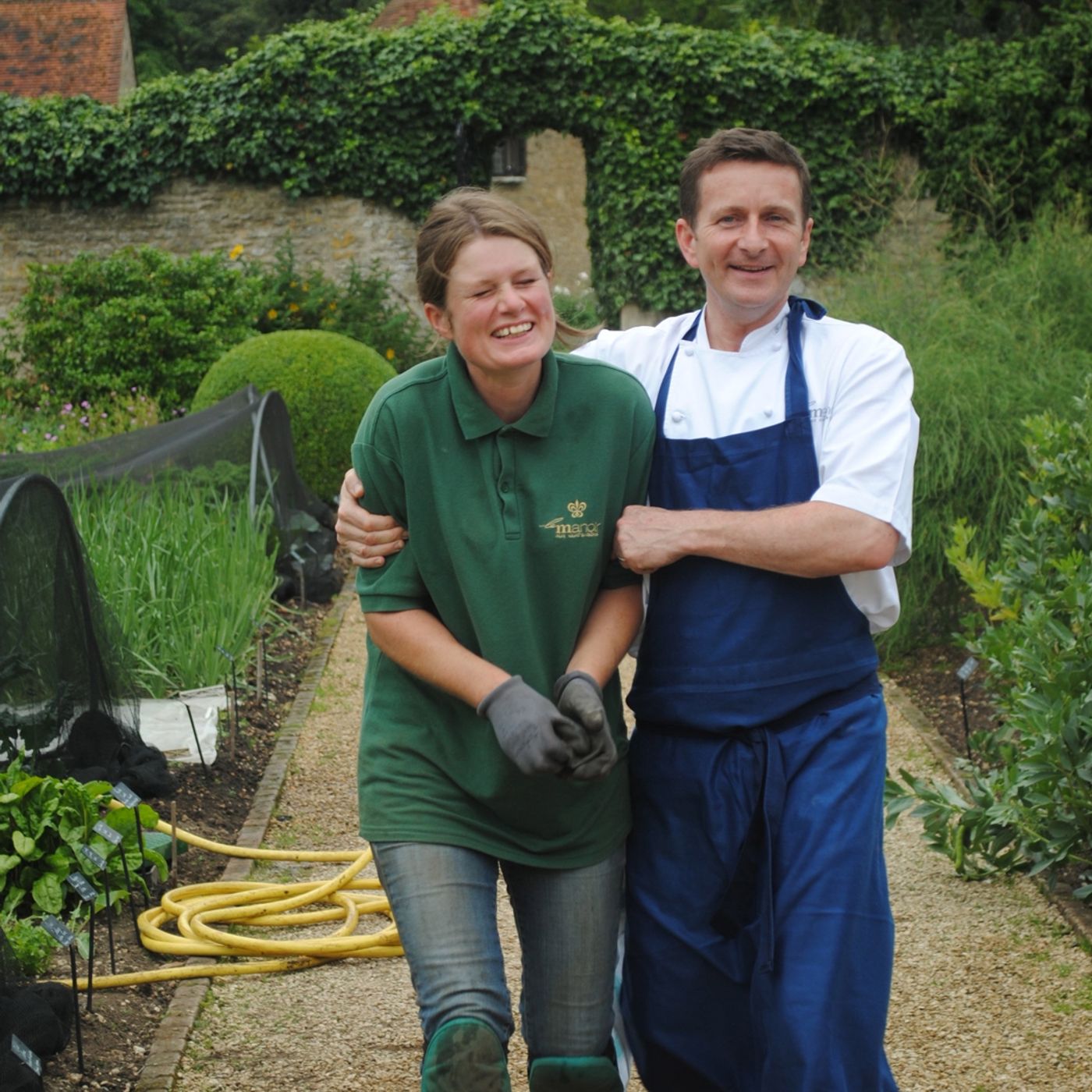 Chatting in Raymond Blanc's Garden with his head chef Gary Jones episode artwork