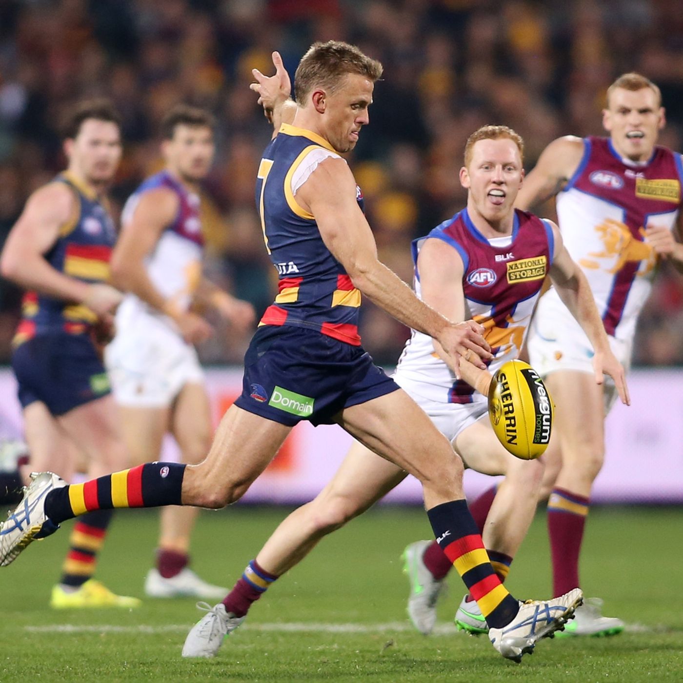 Nathan van Berlo on FIVEaa episode artwork