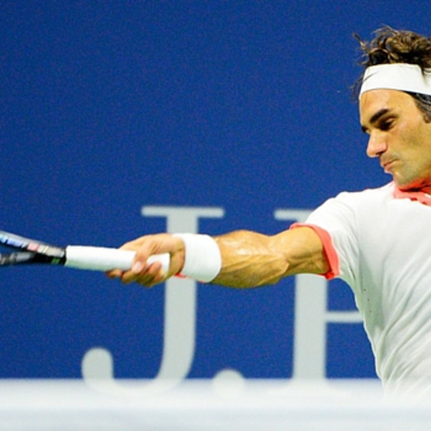 Federer wins 2nd set episode artwork