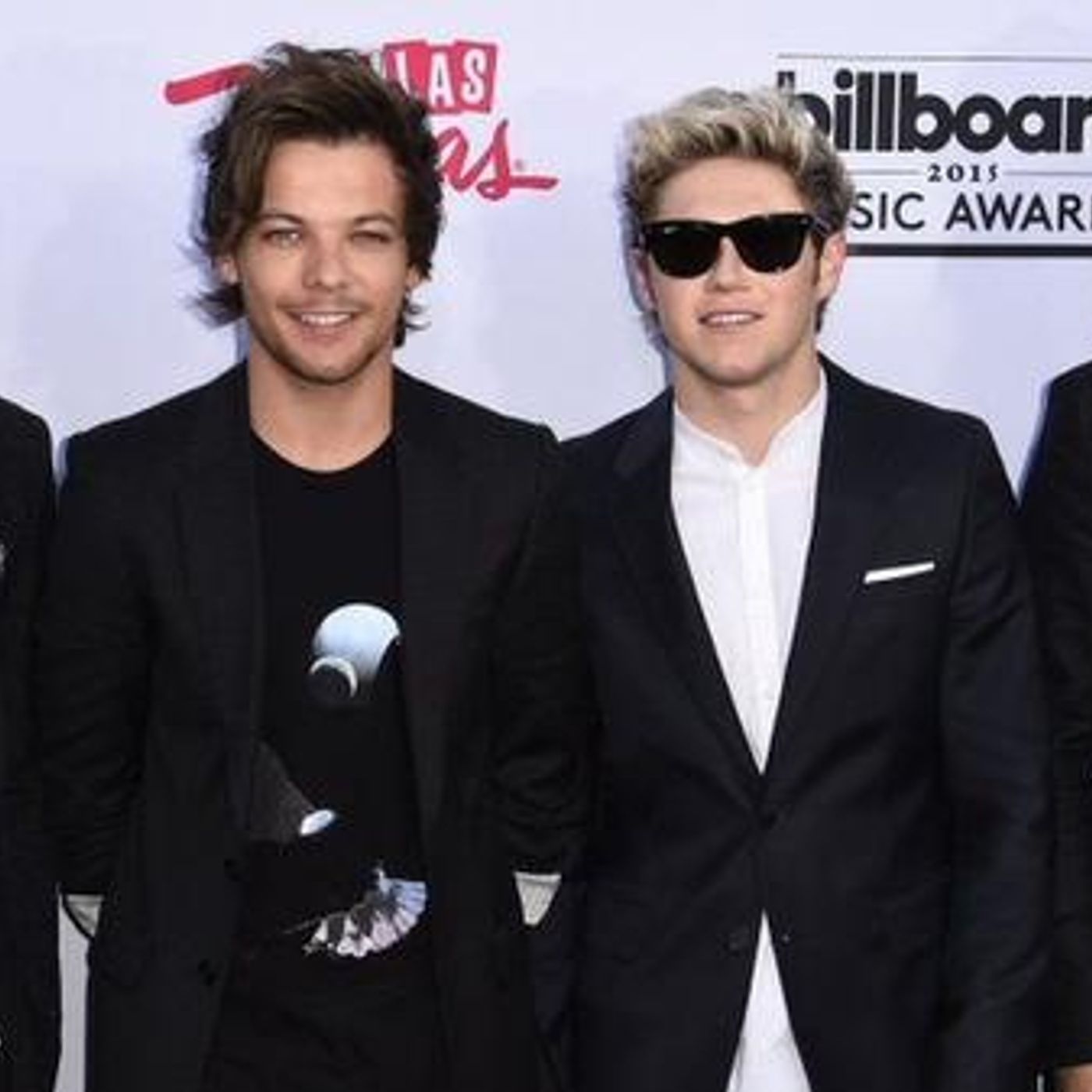 LISTEN: Harry Styles apologises to fans about cancelling last nights #1D gig in #Belfast episode artwork