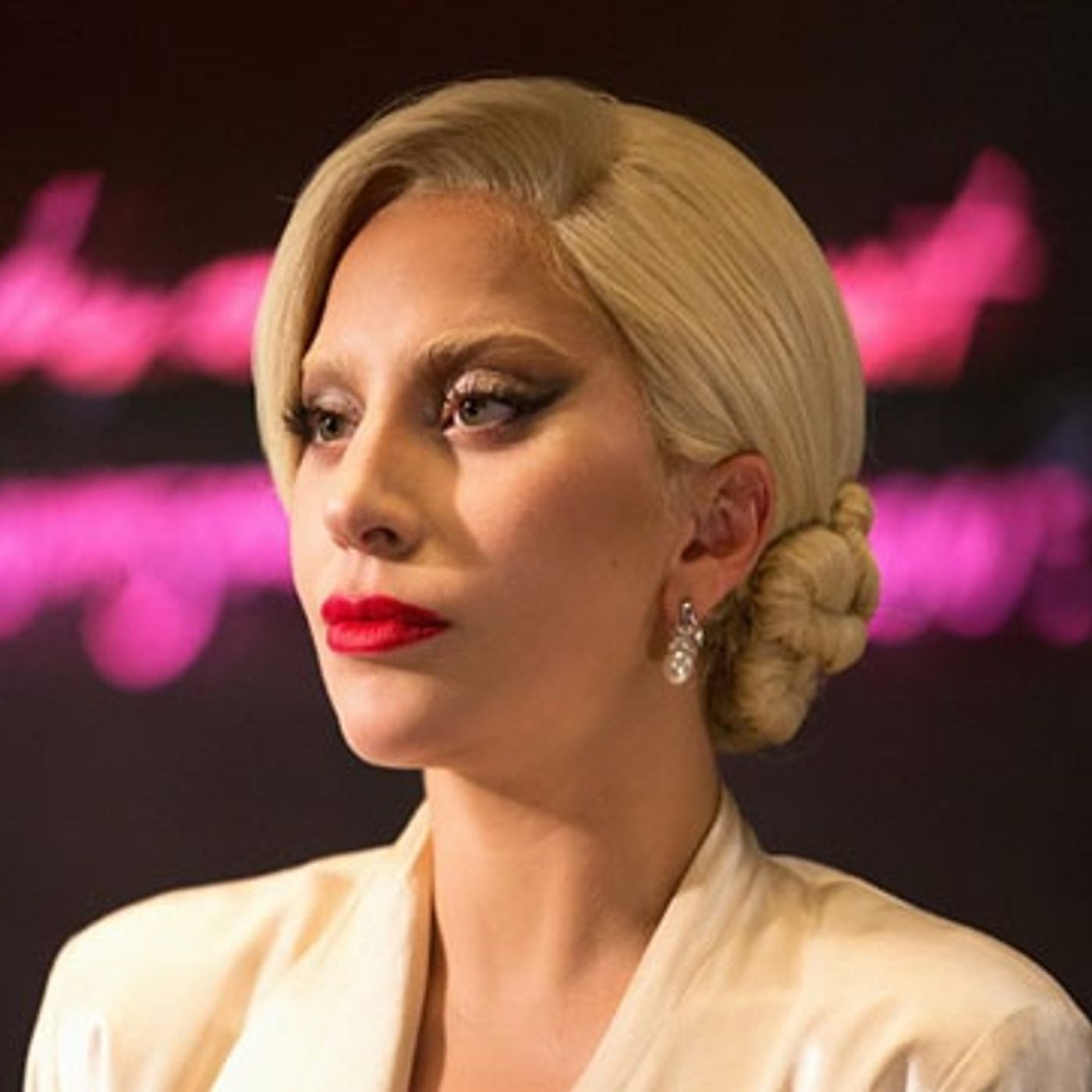 American Horror Story: Hotel "Room Service" Review episode artwork