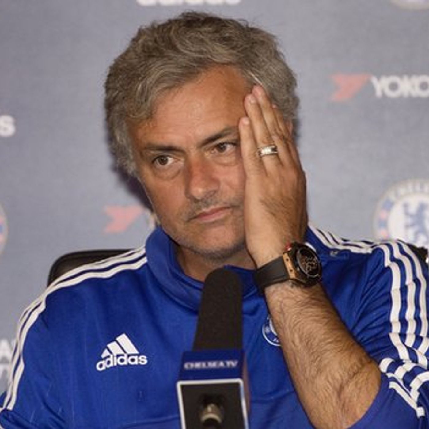 Is Jose Mourinho about to be sacked as Chelsea manager? Journalist Martin Lipton  gives us his thoughts episode artwork