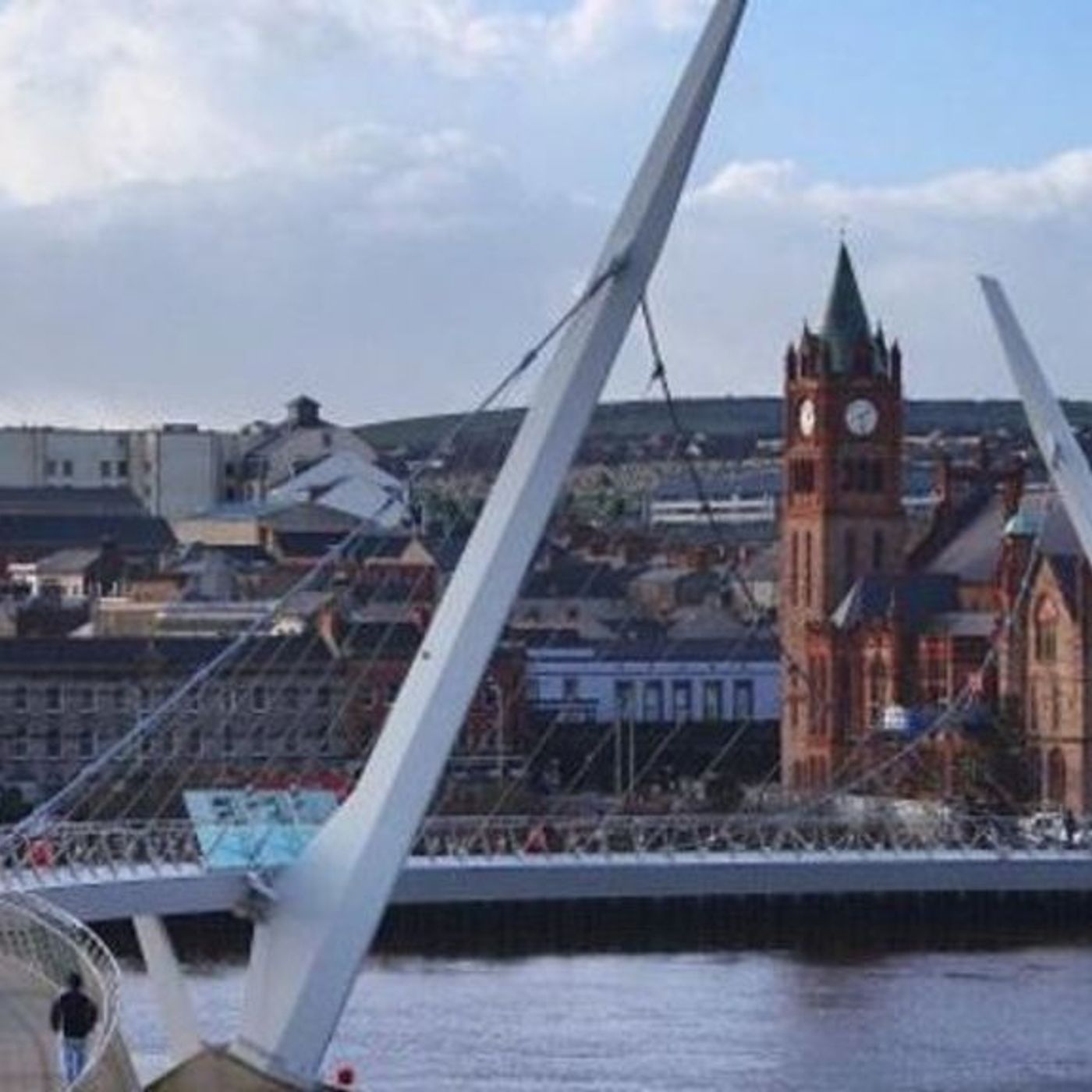 LISTEN - Special reception for emigrants who have come back to  city for Christmas. episode artwork