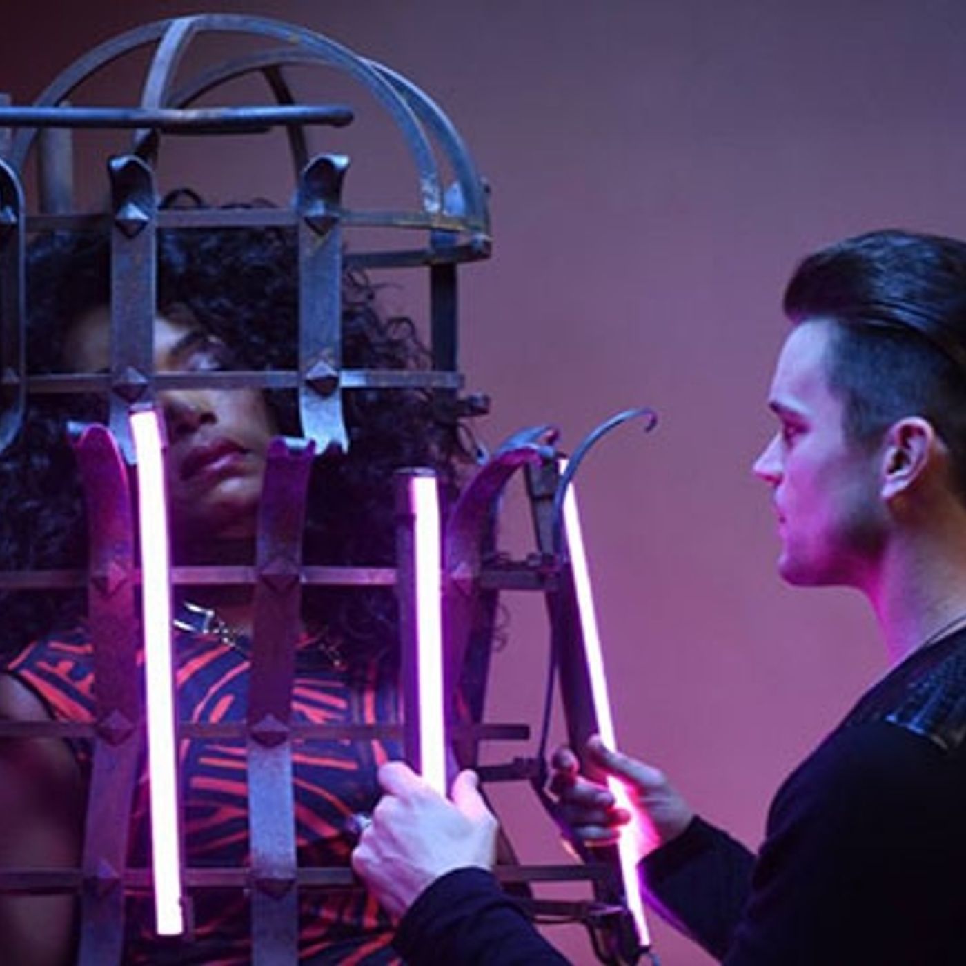 American Horror Story: Hotel "She Wants Revenge" Review episode artwork