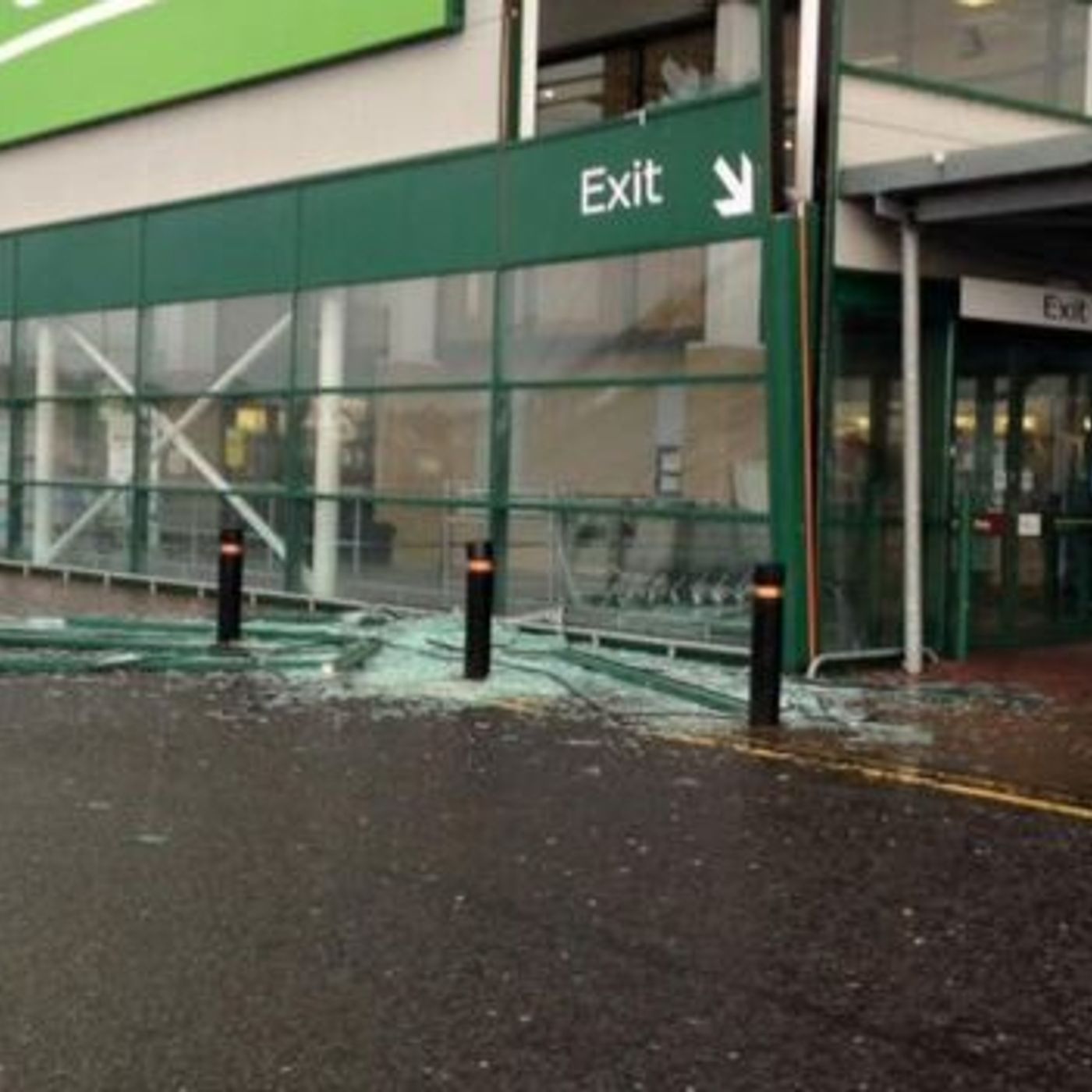 LISTEN: #StormHenry blows window in at Dunelm store in #Derry episode artwork