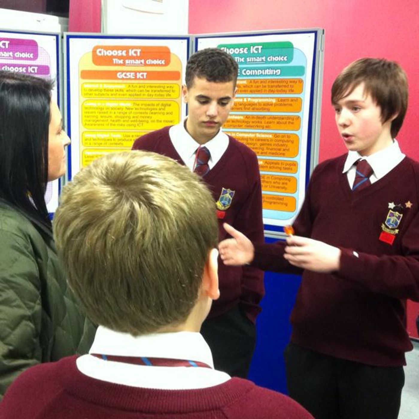 Promoting GCSE Computing as an option using pupils episode artwork