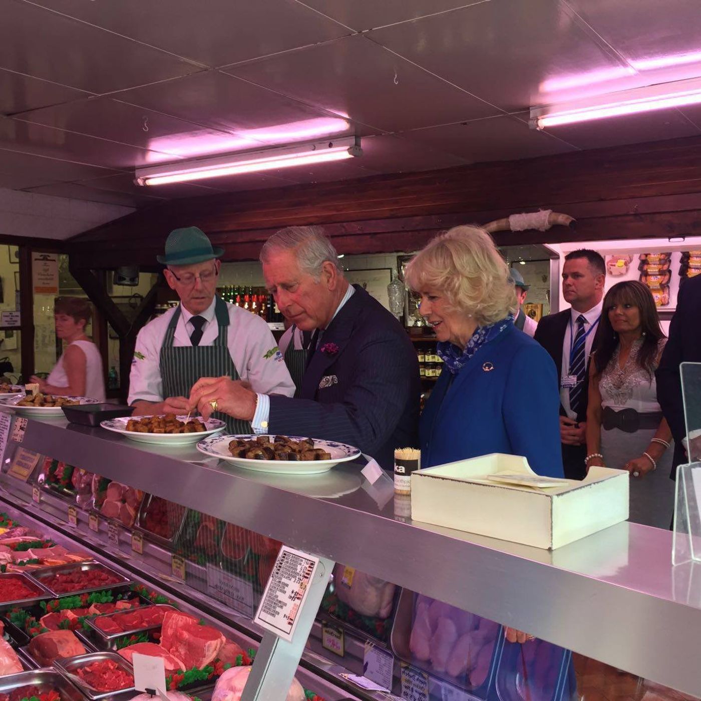 Listen: Hundreds out to see Royal couple's first official Donegal visit episode artwork
