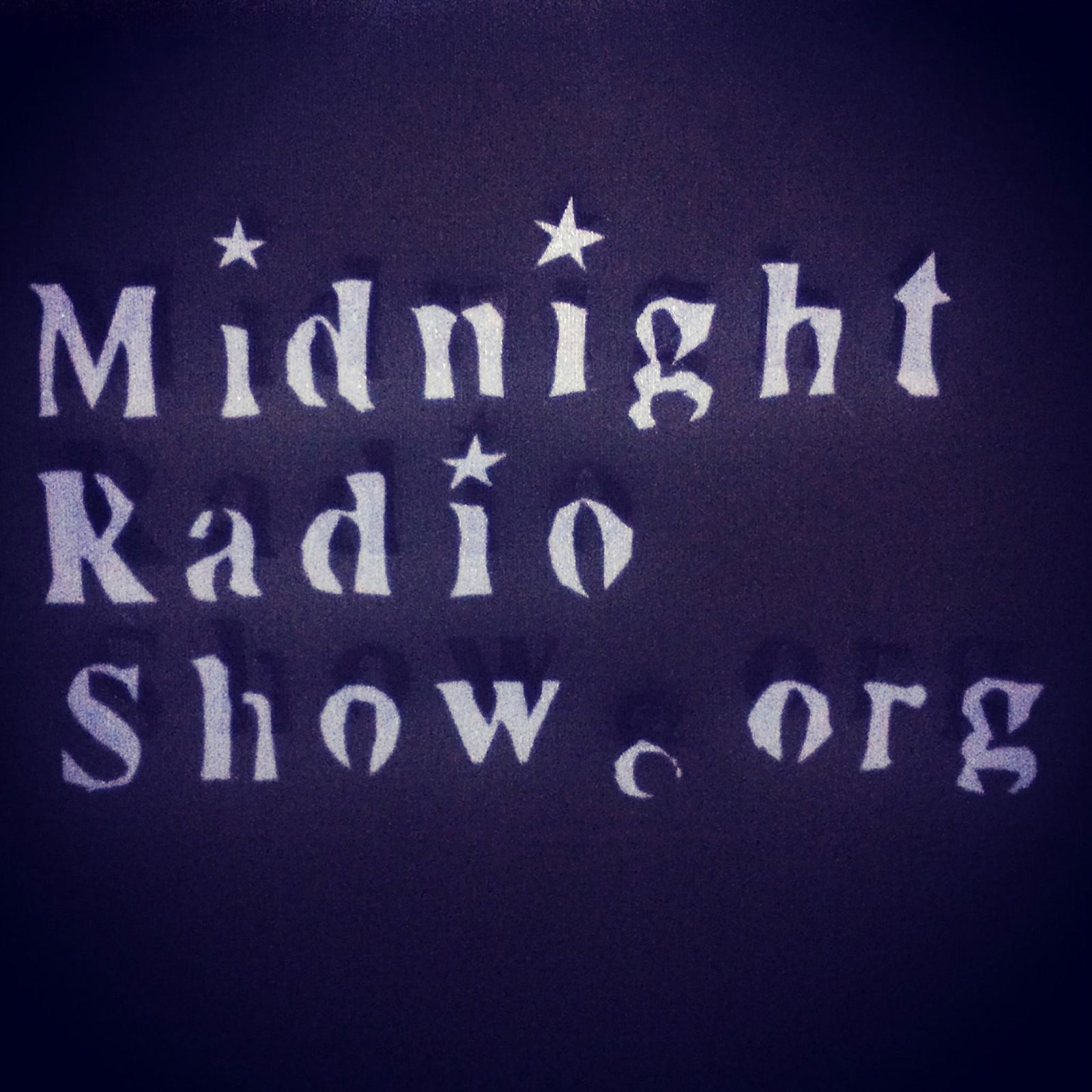 Midnight Radio Show: Transmisssions