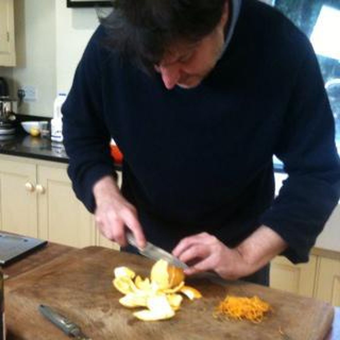 Caramelised oranges with Lucas hollweg episode artwork