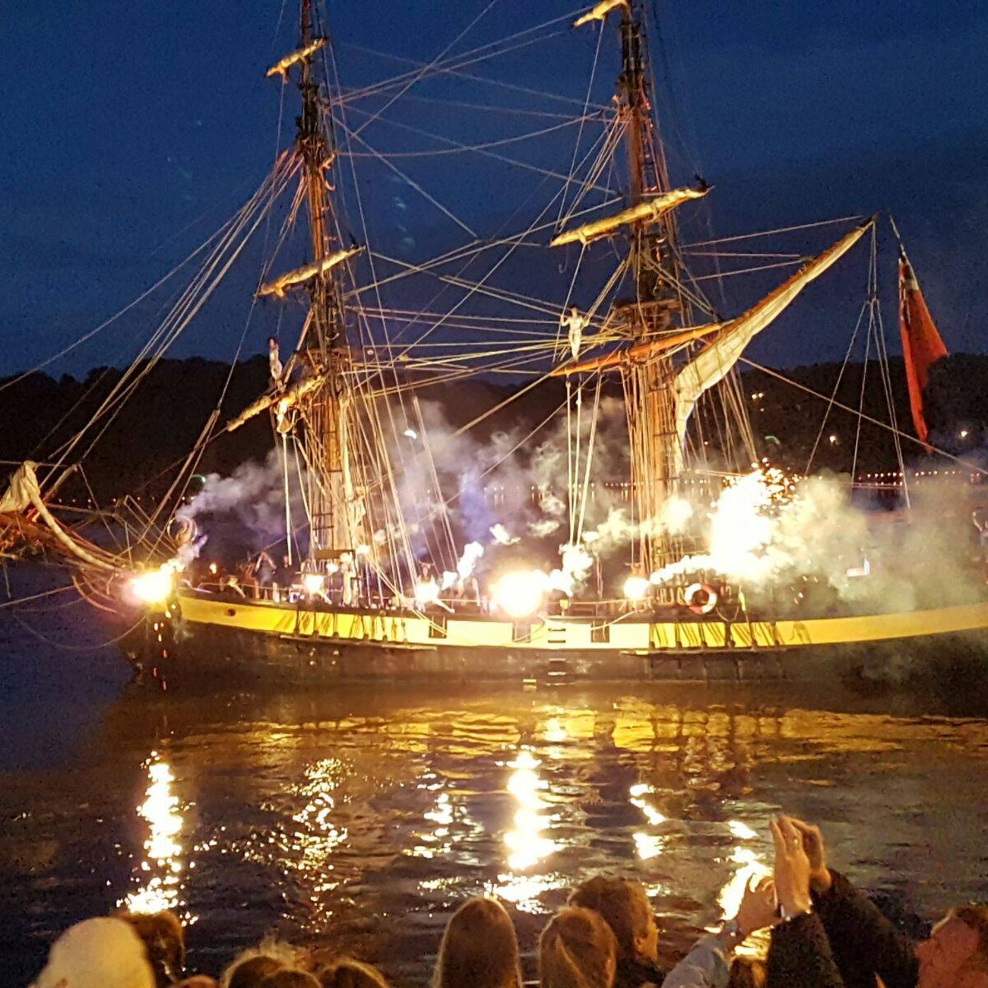 Listen: What a send-off for the 12 Clipper yachts #Fireworks episode artwork