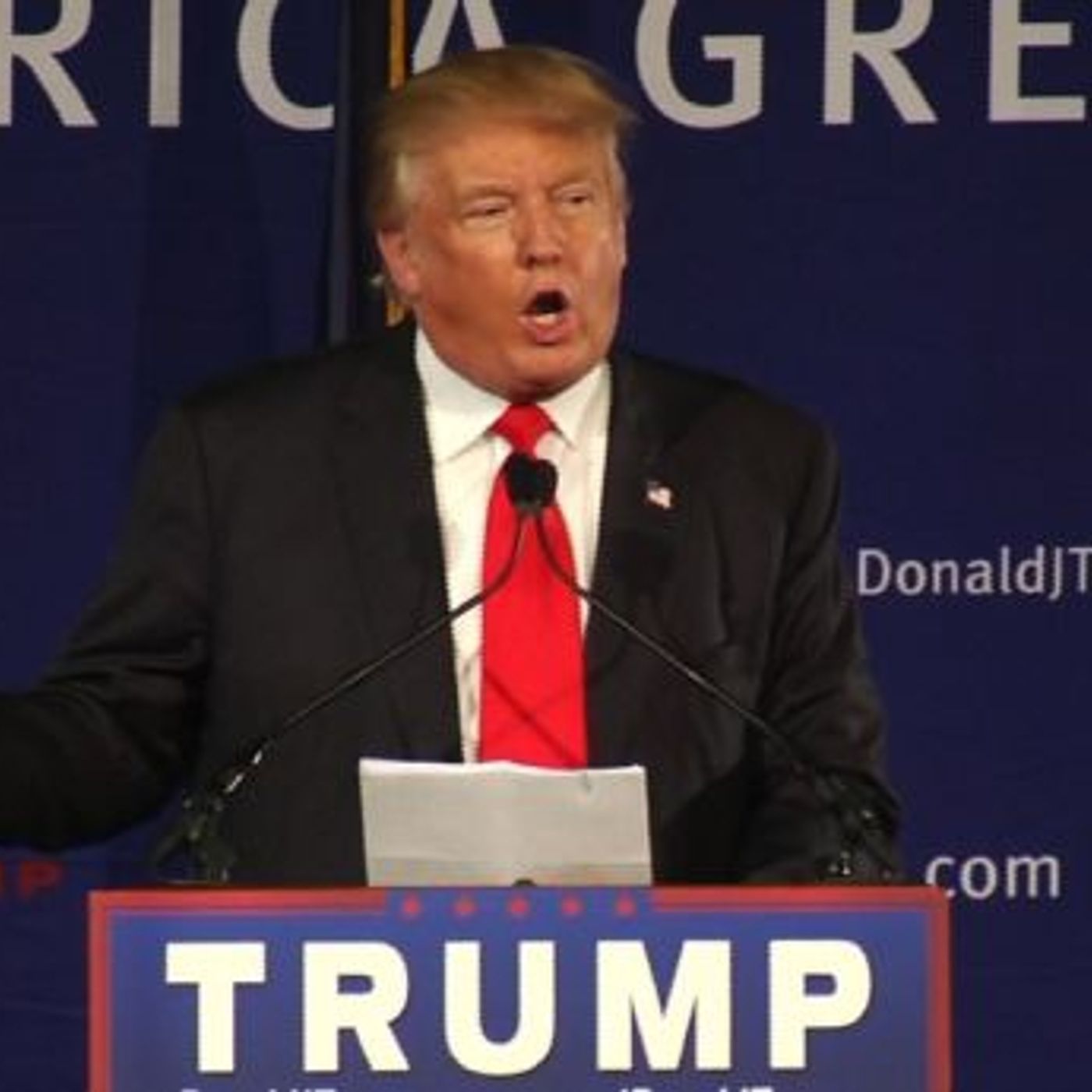 Parody: Donald Trump's "staffers" agonize over midnight tweets