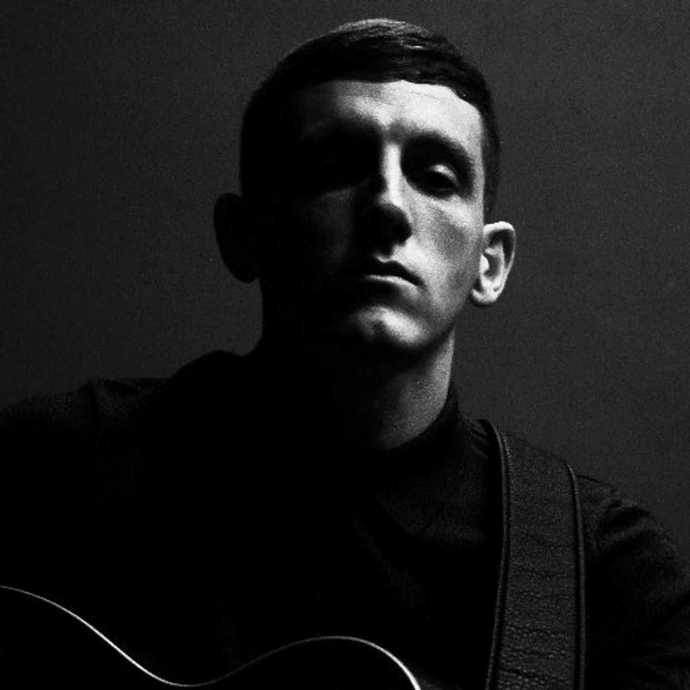 INTERVIEW: LOUIS BERRY chats about his influences and his first steps into music episode artwork