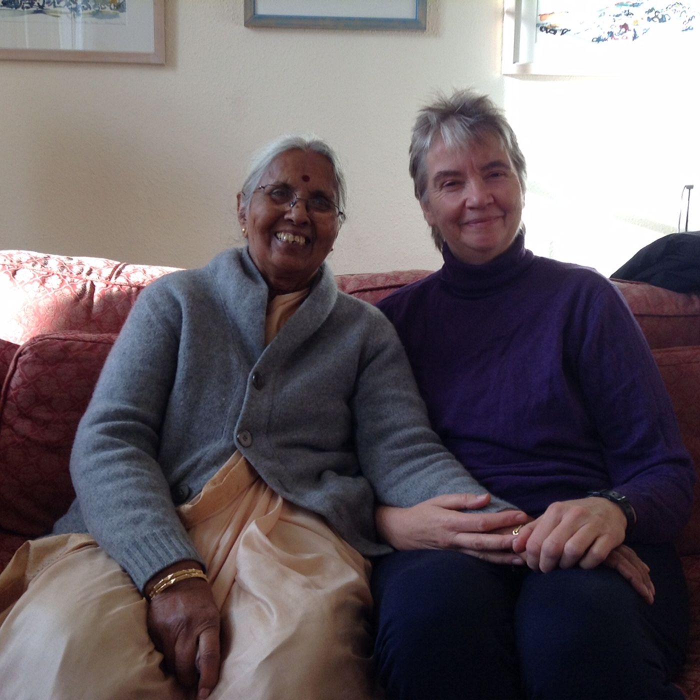 315: Jnanasuri and Karunamaya talk about women's ordinations in India episode artwork
