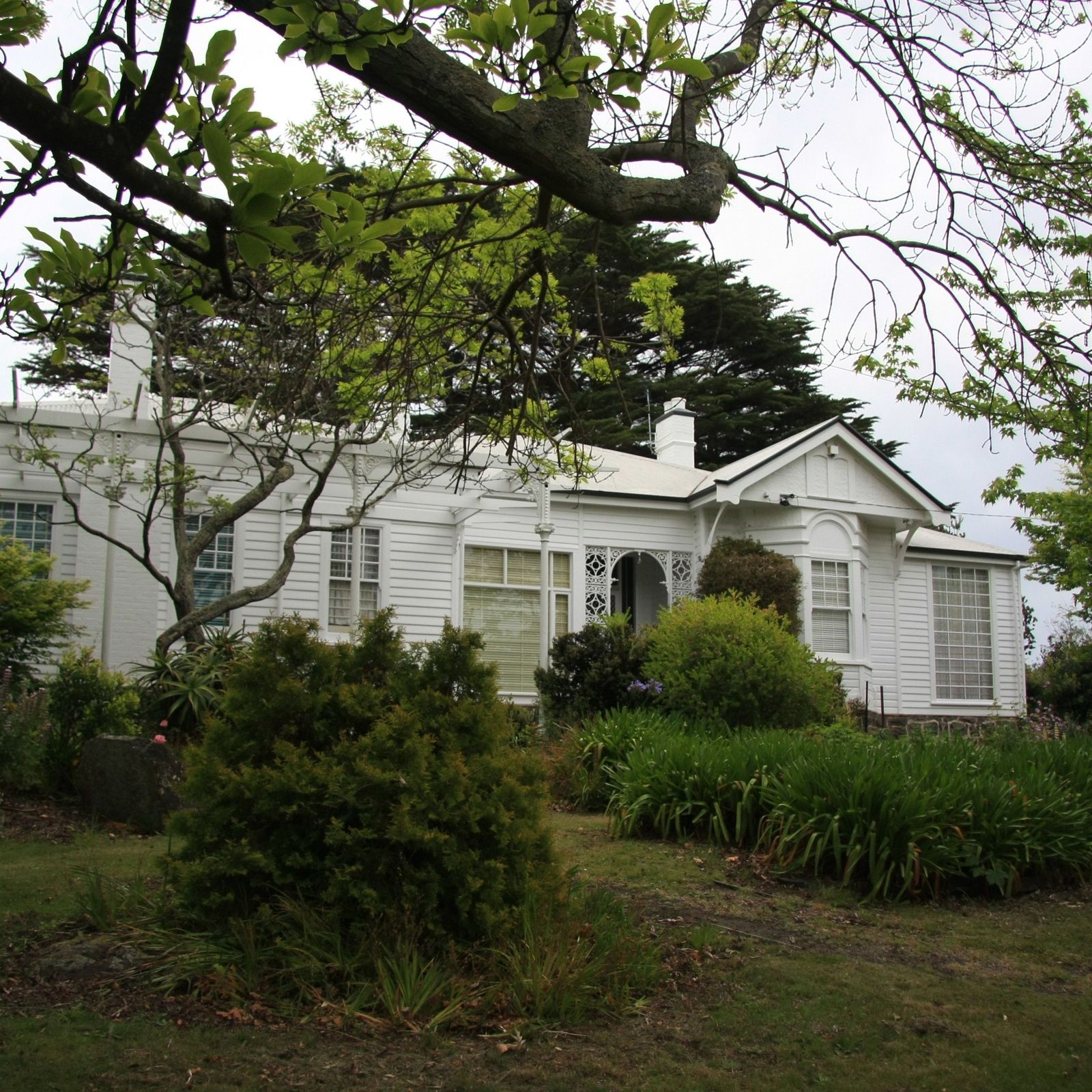 Former Devonport home of of Prime Minister Joe Lyons turns 100 episode artwork