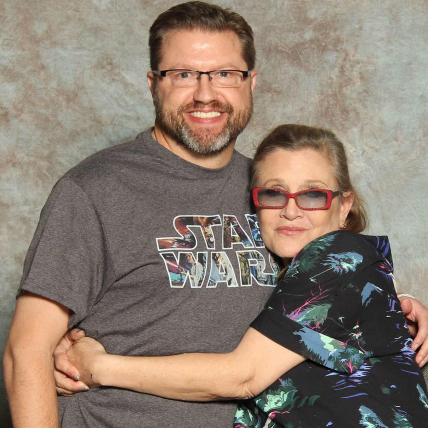 Star Wars fans react to the death of actress Carrie Fisher episode artwork
