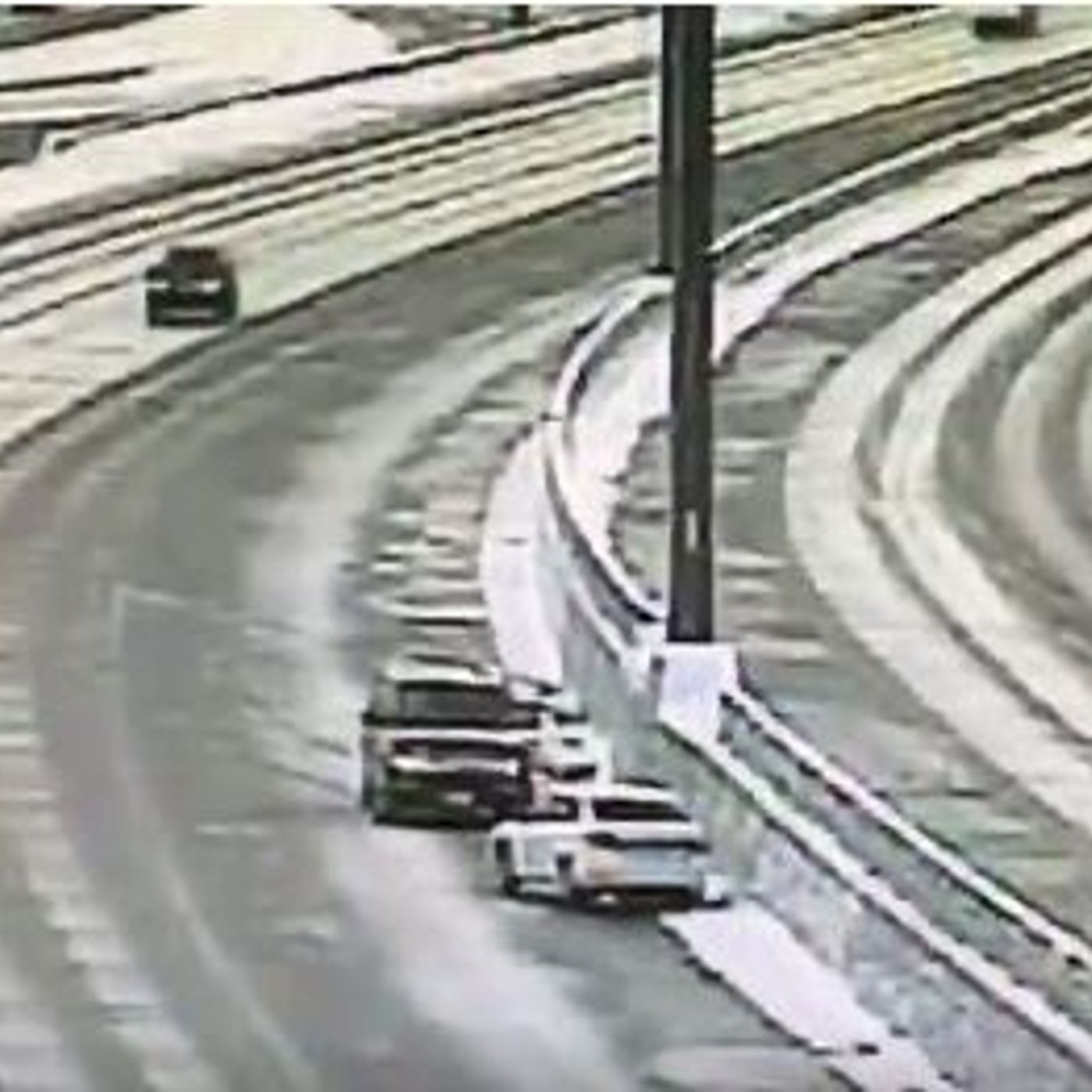 Dozens of crashes in latest winter storm episode artwork