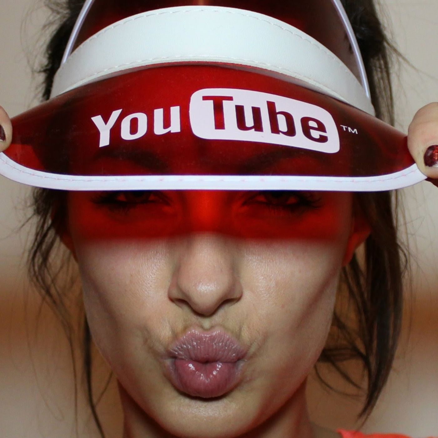 15. Emily Hartridge: YouTuber