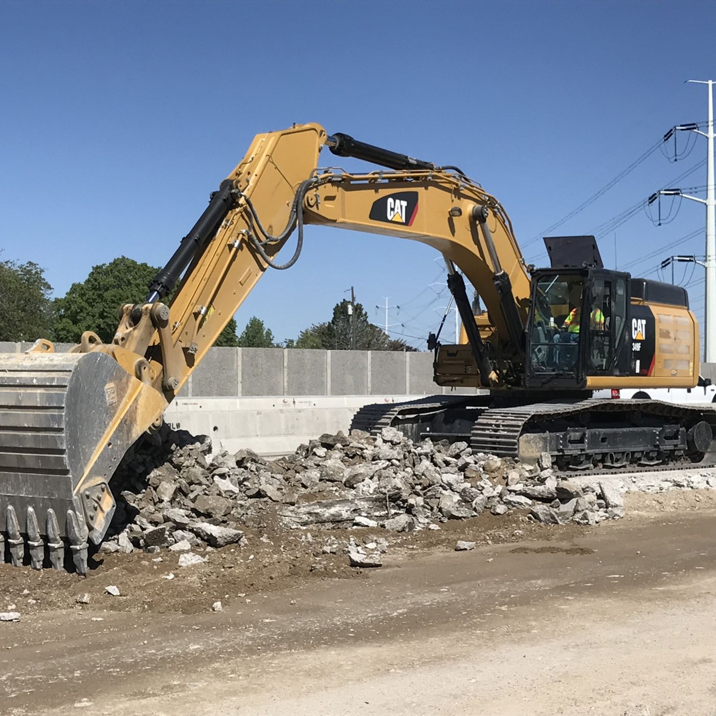 Cars, construction to slow holiday escape episode artwork