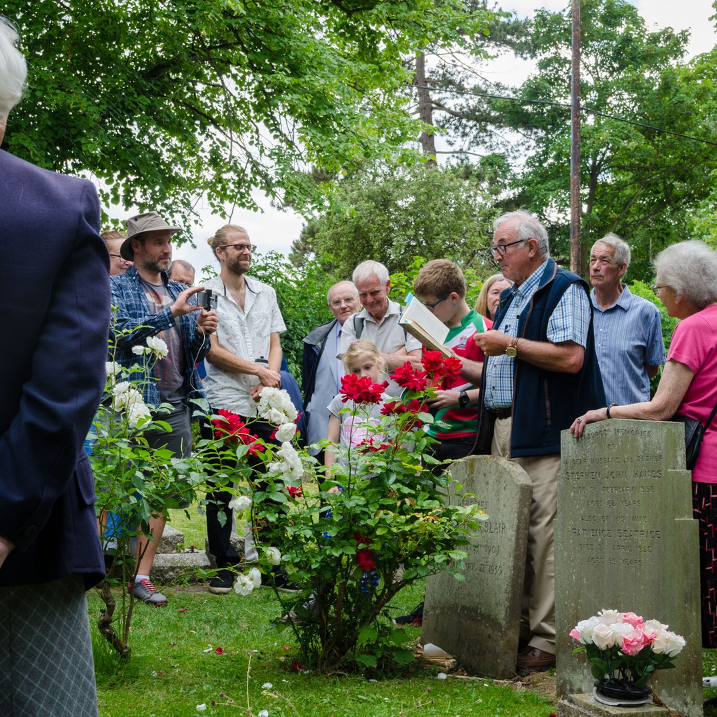 1993: A Reading At George Orwell's Grave By His Son Richard Blair. episode artwork