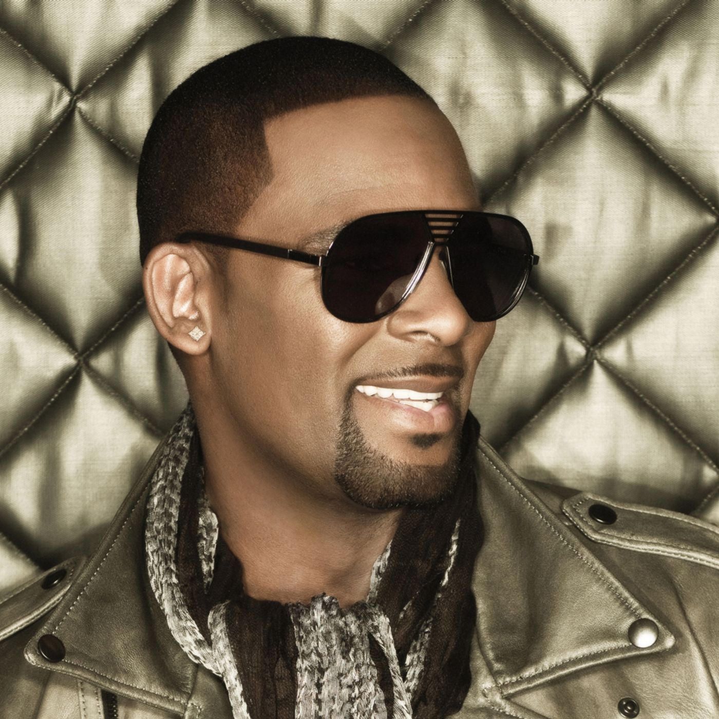 From the Hip: Let's get to it about R. Kelly and O.J. (and while we're at it, Beyonce's wax figure, too) episode artwork
