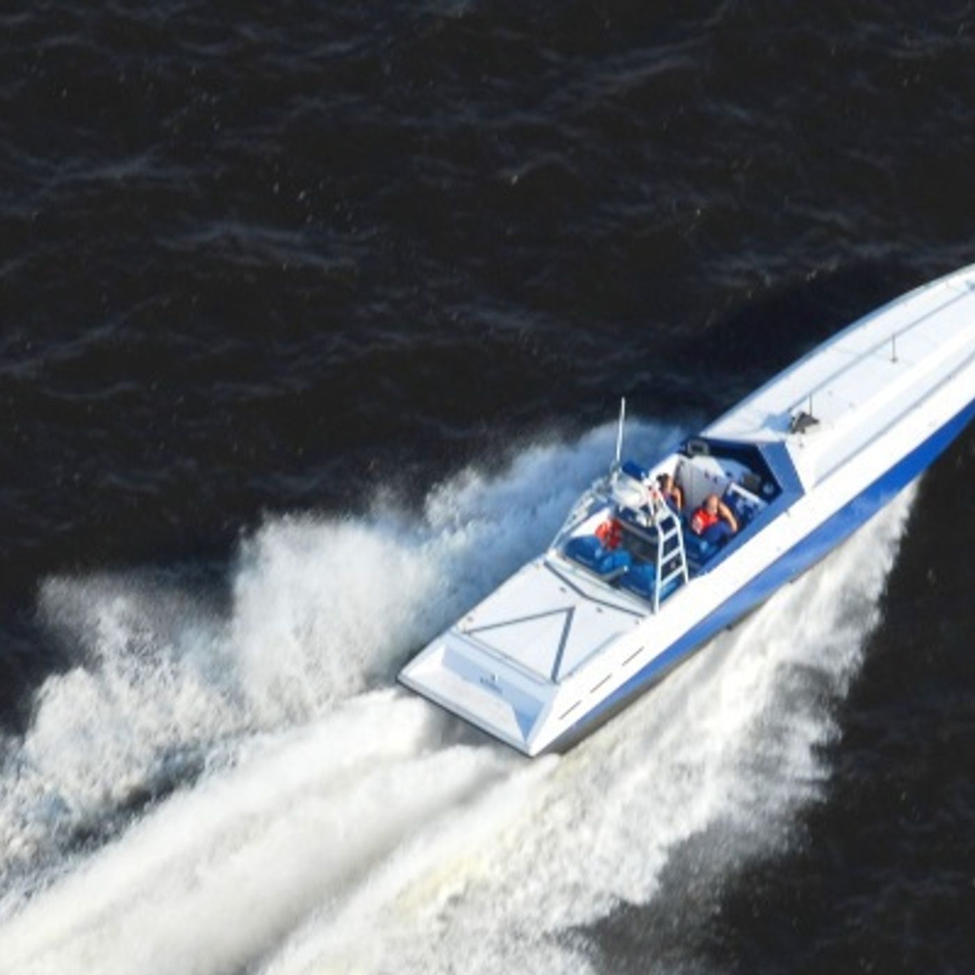 Boat Radio – Bob’s No Wake Zone – 200mph in a ¾ mile!