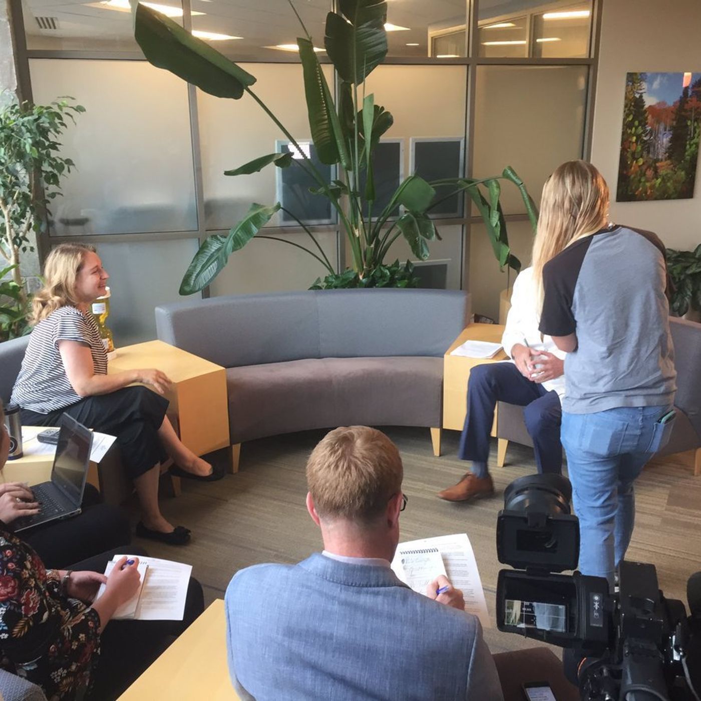 Intermountain Healthcare sets goal to prescribe 40% less opioids per year episode artwork