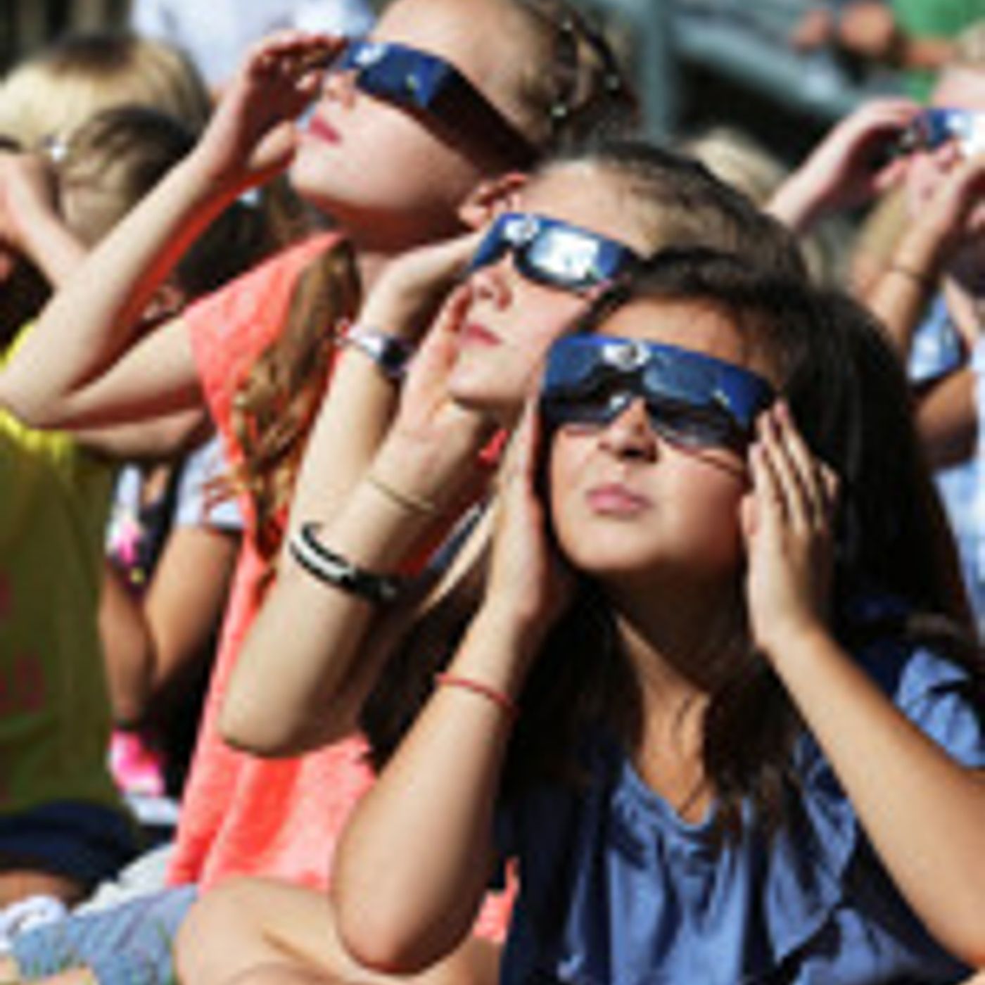 How to tell if you damaged your eyes during the eclipse episode artwork