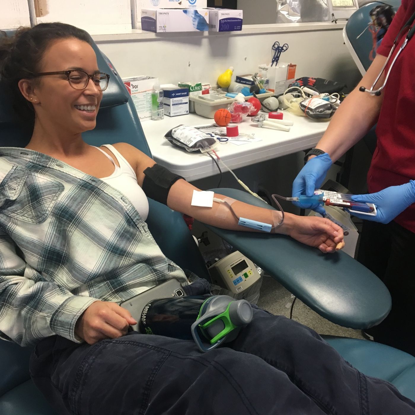 Utahns fill blood donation centers to help victims of Las Vegas shooting episode artwork