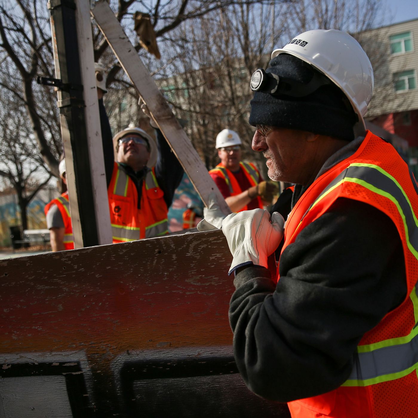 Homeless help to fix fences around Road Home episode artwork