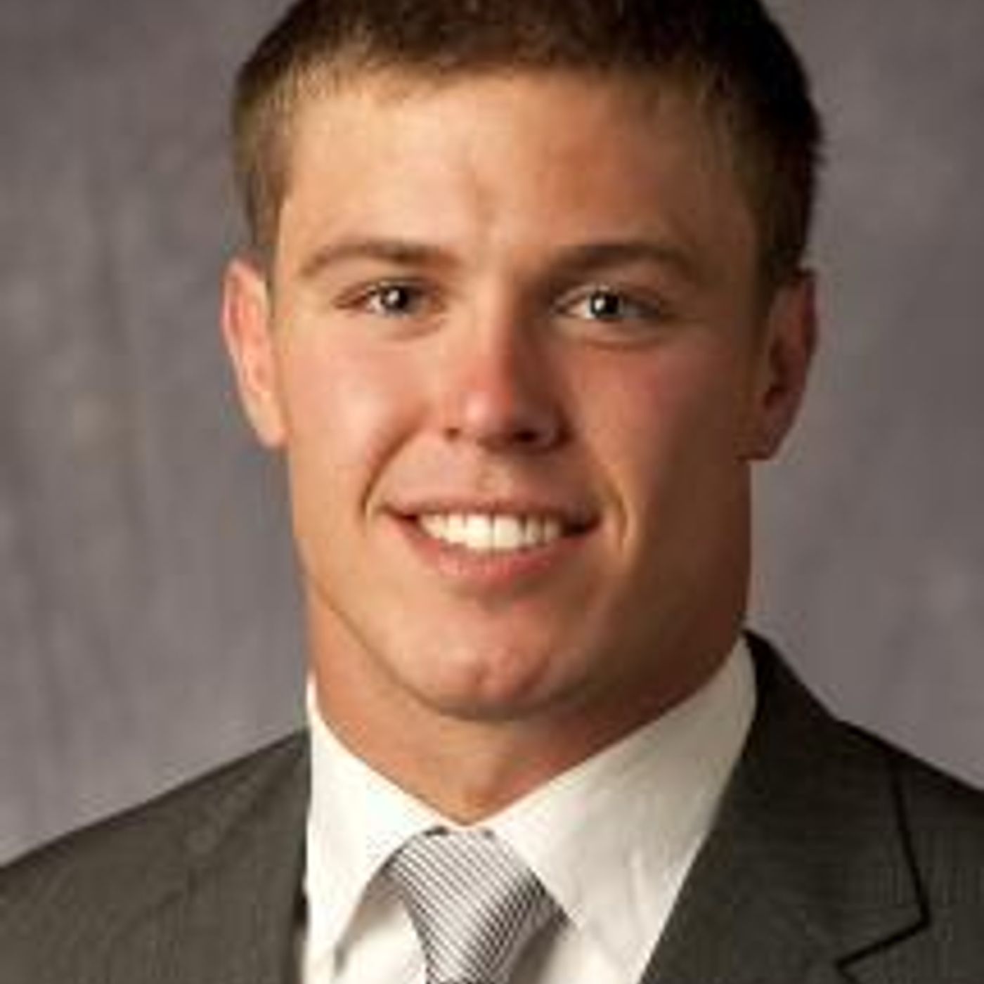 Teammate shares memories of former BYU RB Ryan Folsom episode artwork