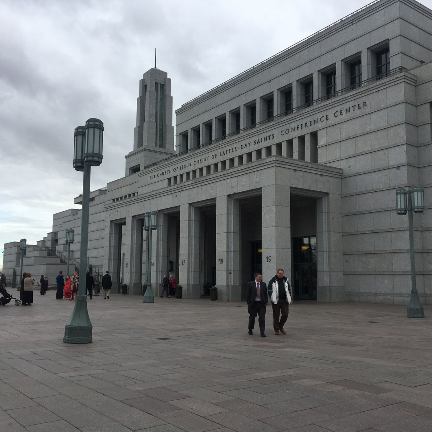 Thousands attend viewing for LDS Church President Thomas S. Monson episode artwork