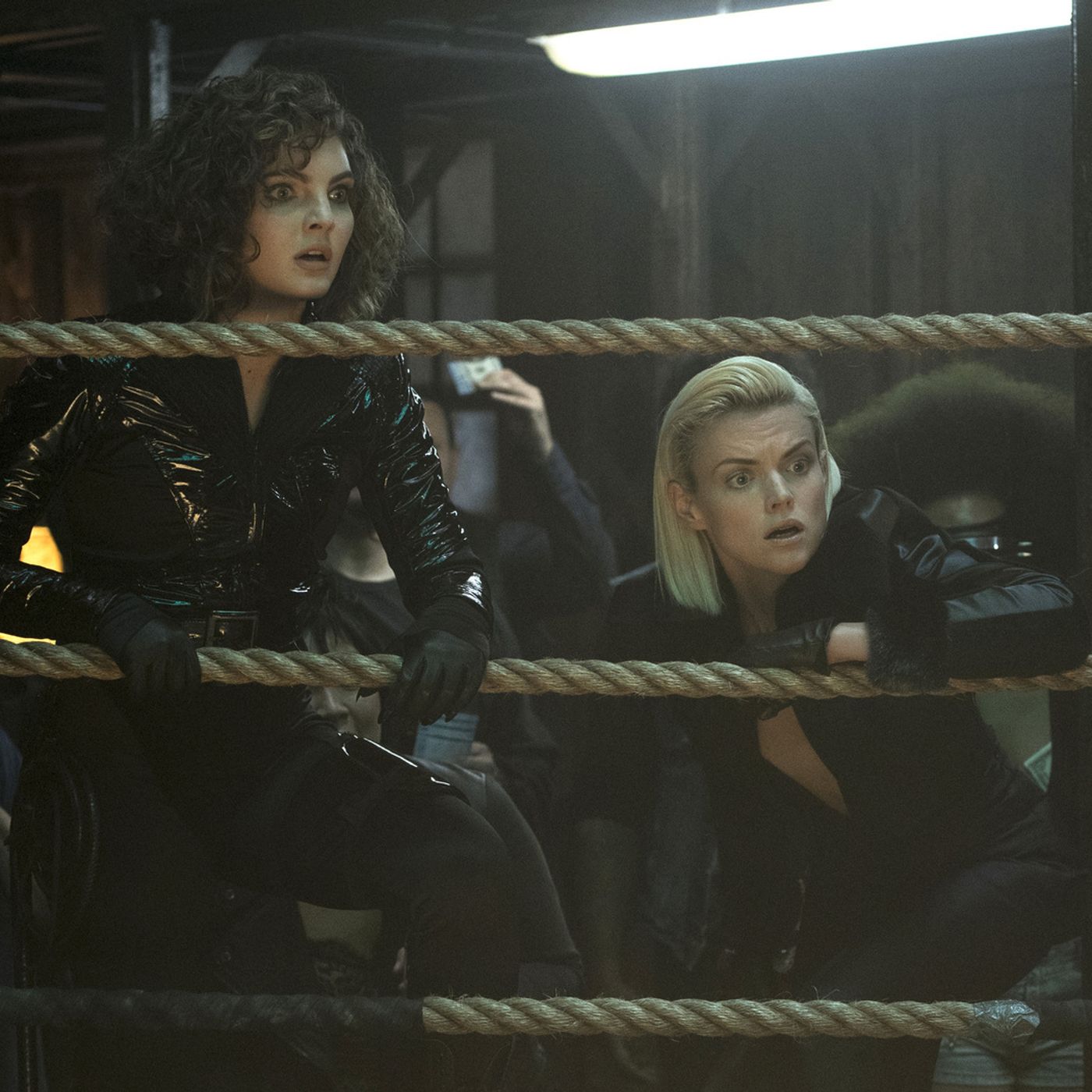 Gotham: Season 4 | Episode 8  "Stop Hitting Yourself" Review episode artwork
