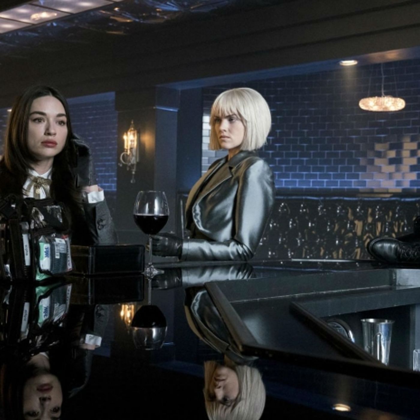 Gotham: Season 4 | Episode 11  "Queen Takes Knight" Fall Finale Review episode artwork