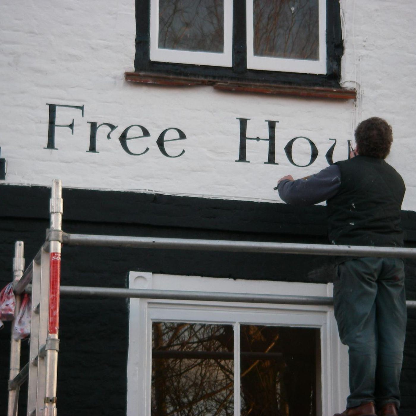 hand painted pub signs and the beer festival treat! episode artwork