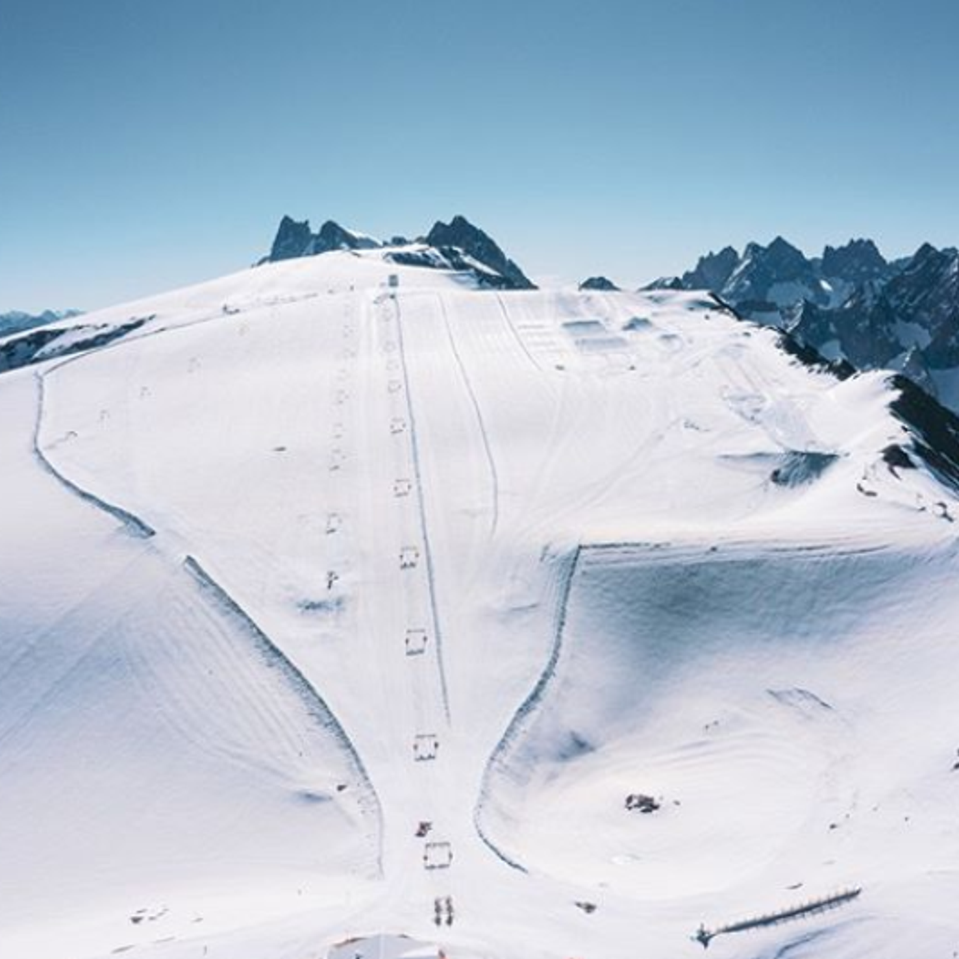 56: Australia, NZ & Skiing in the 'New Normal' in Les 2 Alpes