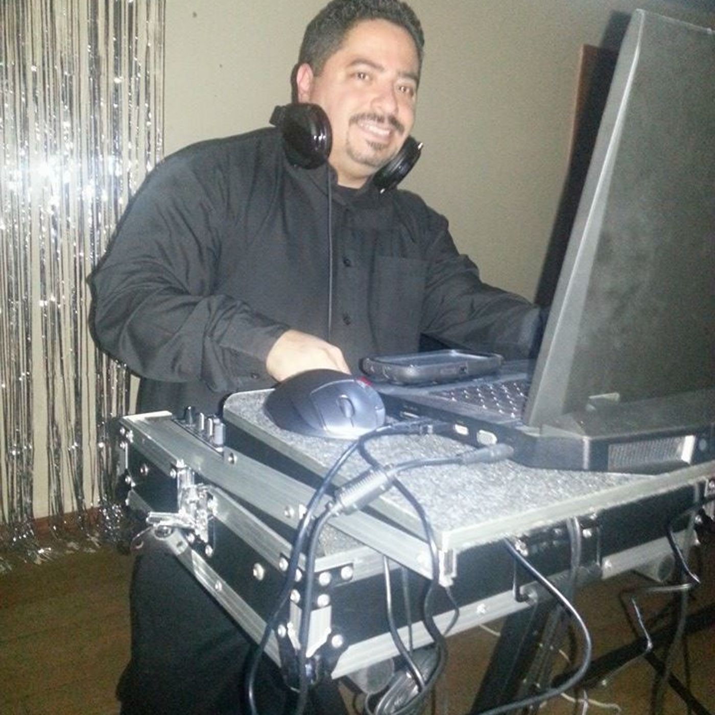 S2 Ep22: DJ Czezre Guest Mix Series Ft. DJ Luis Caamano Episode