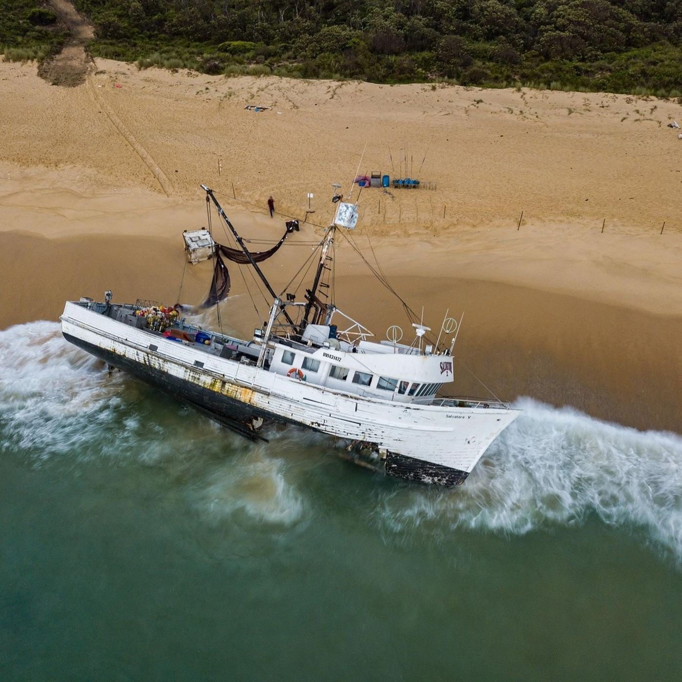 Update on fishing vessel stuck at Haywards Beach by Shayne Wilde from Maritime arm of Transport NSW episode artwork