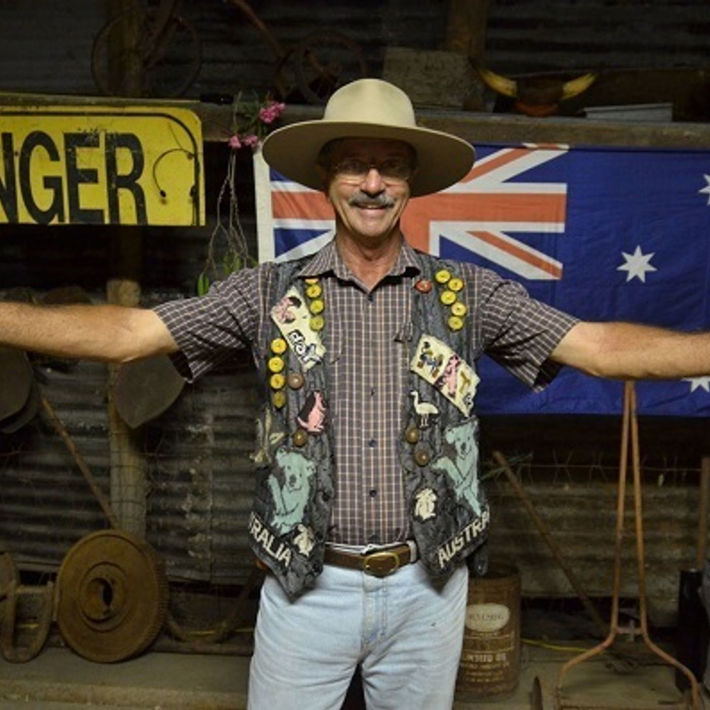 202: What a win by Queensland: Have a listen to local Bush Poet Bob Pacey on his passionate thoughts of Origin 3 episode artwork