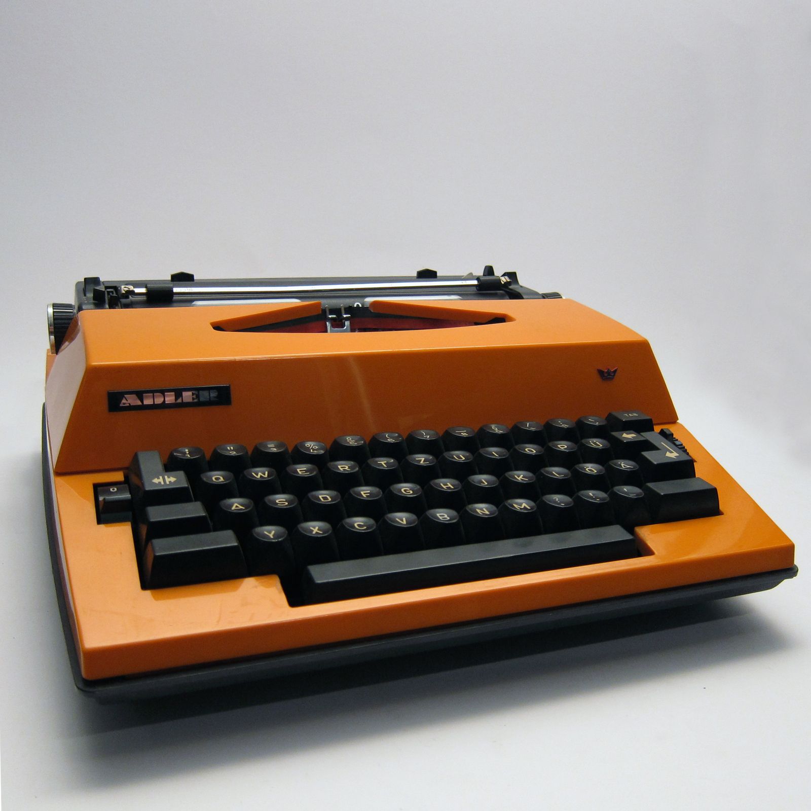 ビンテージ・極レア】電動タイプライター Adler Gabriele 2000 【公式