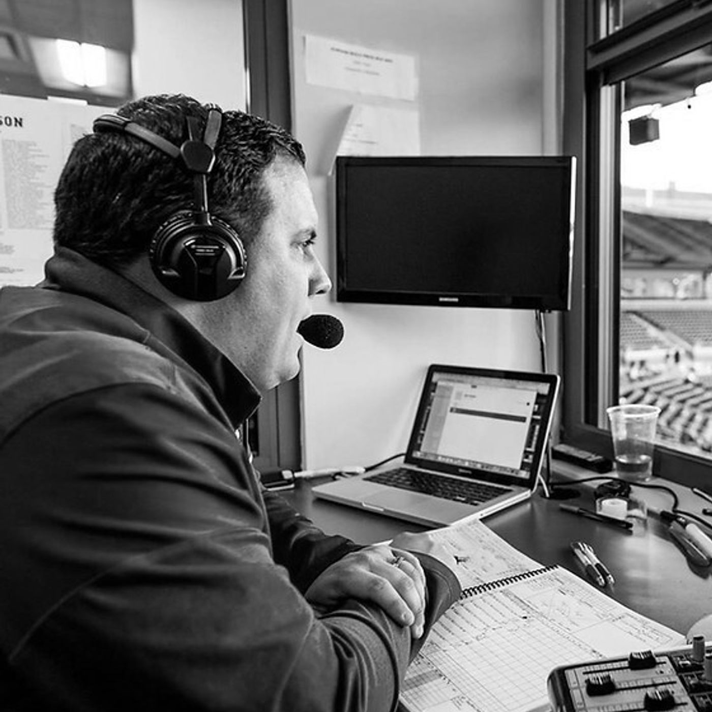 S6 Ep867: Chris Edwards, The Voice of the Pirates & Director of Broadcasting at East Carolina episode artwork